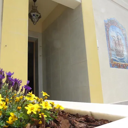 Lagos Guests B&B Guest house Lagos