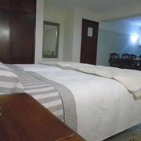 Lagos Guests B&B Guest house